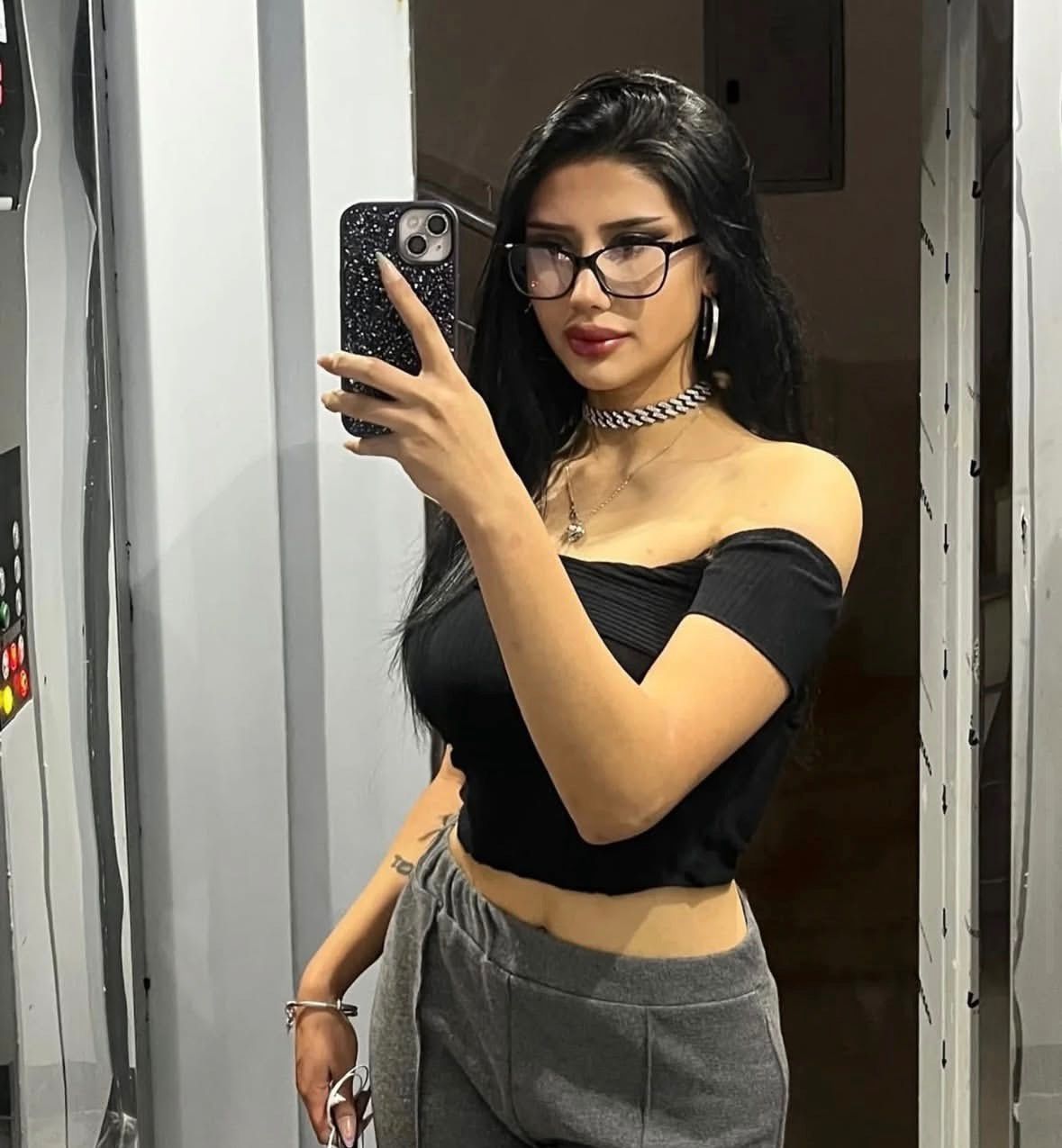 Büklümdere Sadık Bir Kadın Bayan Escort Aline