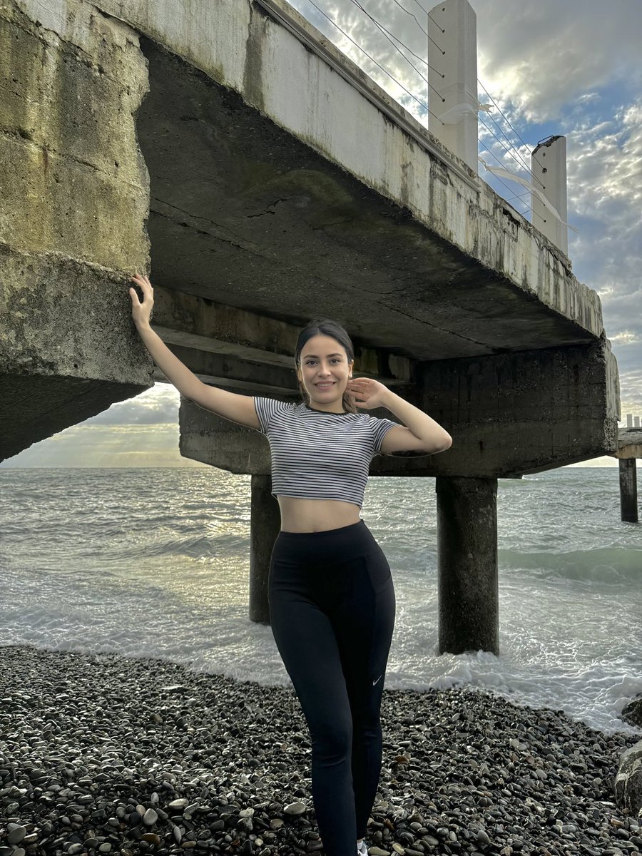Yürekli Meraklı Partner Bayan Escort Saadet