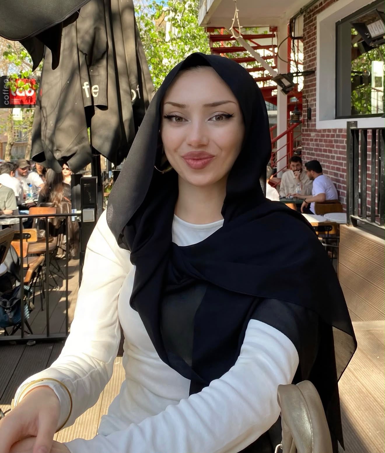 Akbağ Cazip Kadın Bayan Escort Safiye